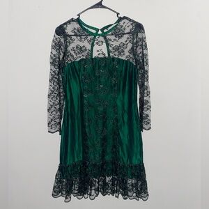 80’s Vintage Green and Black Lace Midi Dress